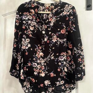 Bailey & Chloe Women's Blouse